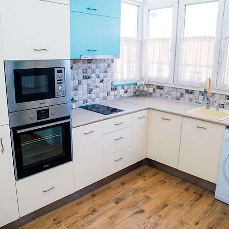 Sofia Central Pretty Apartment Bagian luar foto