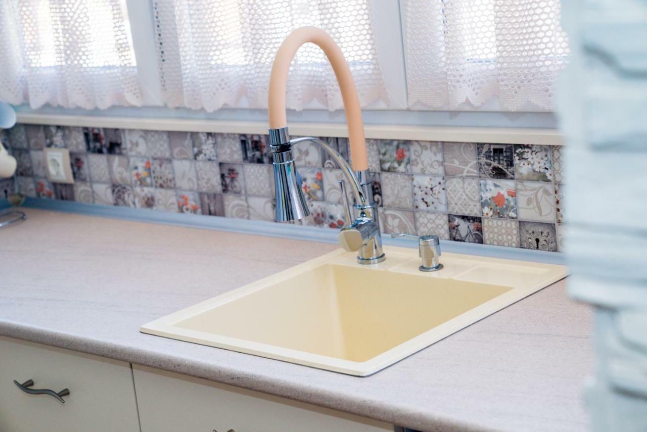 Sofia Central Pretty Apartment Bagian luar foto
