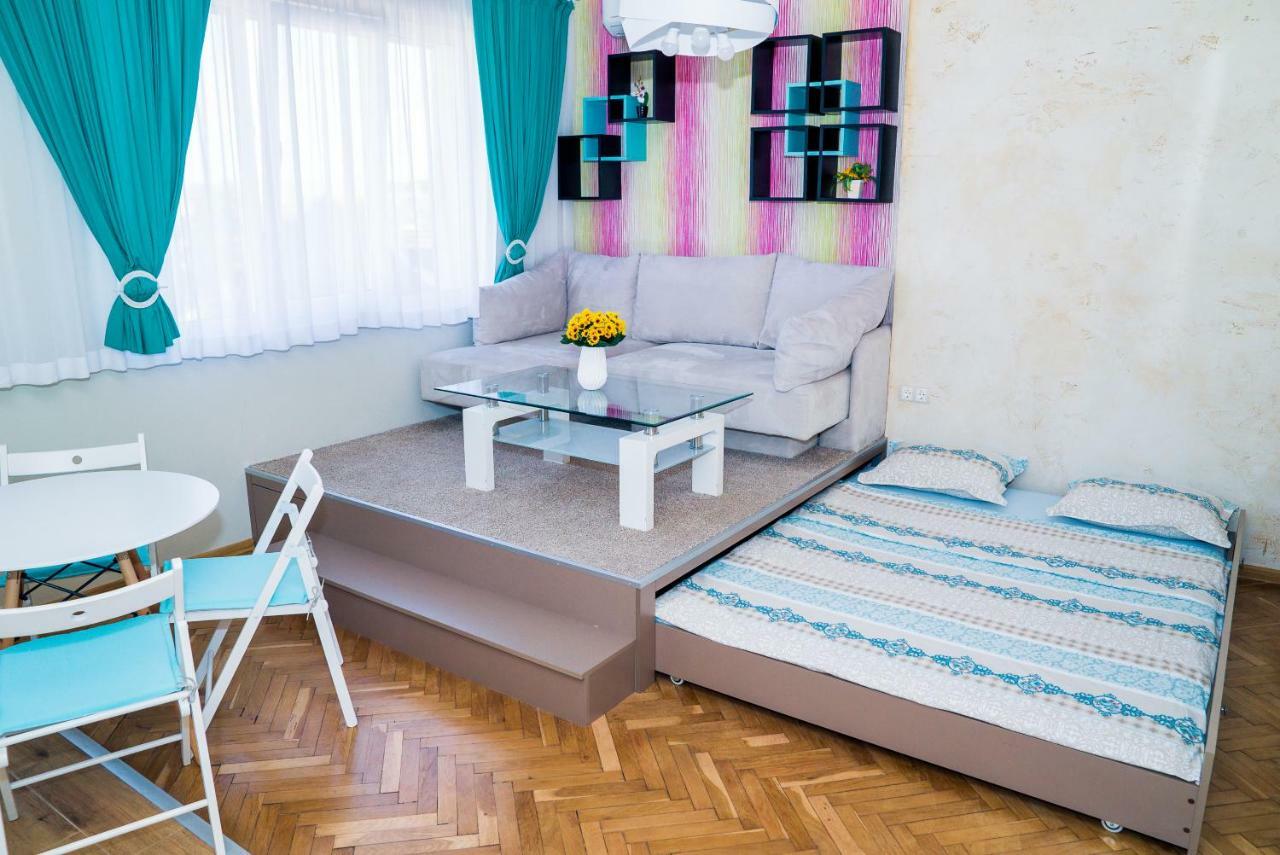 Sofia Central Pretty Apartment Bagian luar foto